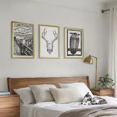 Fotowand met illustratie van een schreeuwende schedel en een uil