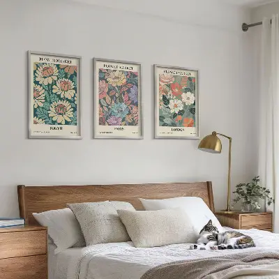 Wanddecoratieset met schilderijen bloemmotieven met steden als Tokio, Parijs en Londen
