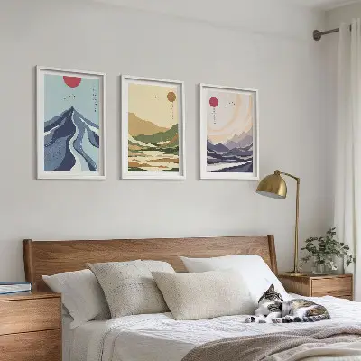 Set wanddecoratie met schilderijen pastelkleurige bergen in japandi-stijl