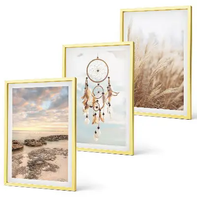 Wanddecoratieset met schilderijen met afbeeldingen van de zee, wolken, dromenvanger en gras
