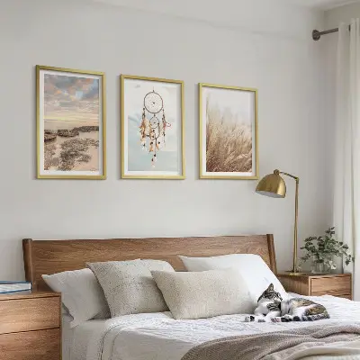 Wanddecoratieset met schilderijen met afbeeldingen van de zee, wolken, dromenvanger en gras