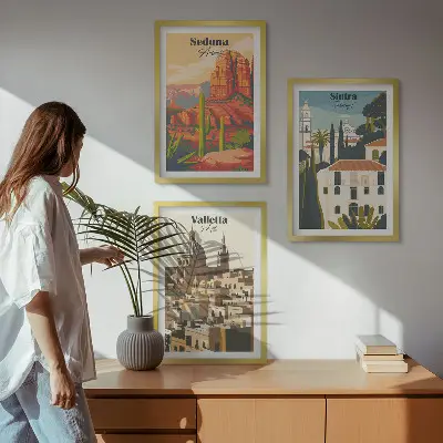 Wanddecoratieset met schilderijen retro uitzichten van Sedona, Sintra en Valletta