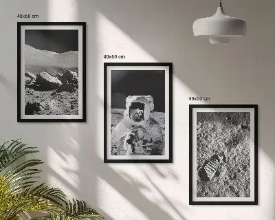 Set wanddecoratie met schilderijen met afbeeldingen van NASA, de maan en een astronaut