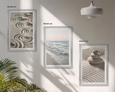 Fotowand met zandgolven, water en stenen op het strand