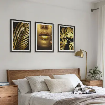 Fotowand met palma, monstera en uitsnede van een vrouw