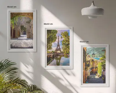 Wanddecoratie set schilderijen met architectuur van de Eiffeltoren in smalle straatjes