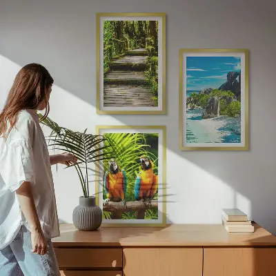 Wanddecoratieset schilderijen tropisch regenwoud met een waterval en papagaaien