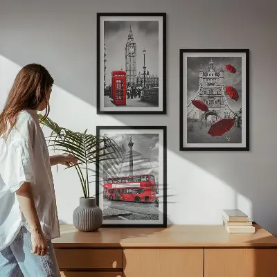 Wanddecoratieset schilderijen met rode telefooncel, paraplu en Londense bus