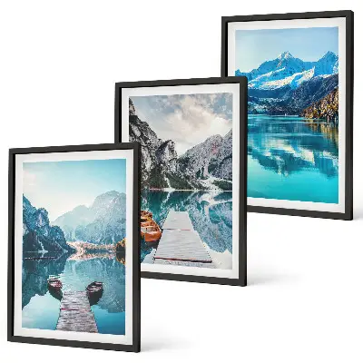 Wanddecoratieset schilderijen met bergmeer en reflectie van boten