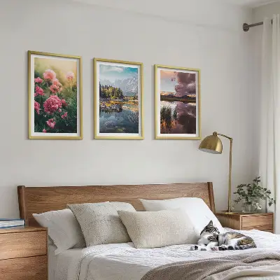 Wanddecoratie set schilderijen met afbeeldingen van bloemen, een tuin, bergen en water