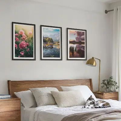 Wanddecoratie set schilderijen met afbeeldingen van bloemen, een tuin, bergen en water