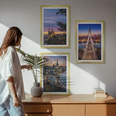 Wanddecoratieset met schilderijen bruggen bij zonsondergang