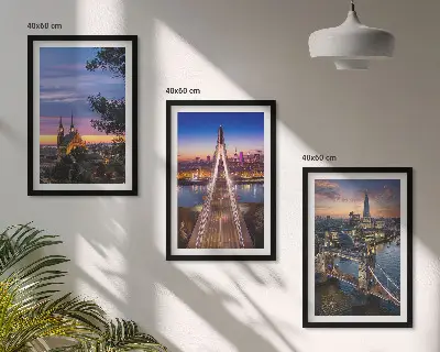 Wanddecoratieset met schilderijen bruggen bij zonsondergang