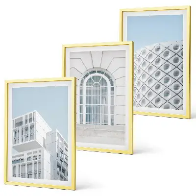 Wanddecoratieset met schilderijen moderne architectuur en geometrische vormen