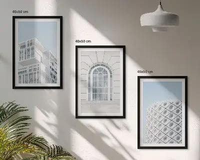 Wanddecoratieset met schilderijen moderne architectuur en geometrische vormen