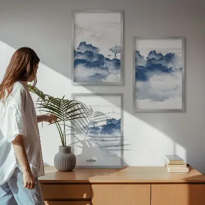 Set van schilderijen als wanddecoratie met wolken bergen bomen en vogels