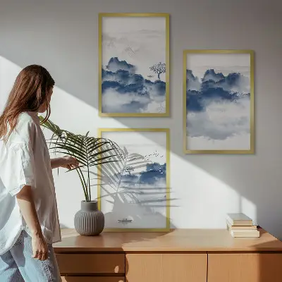 Set van schilderijen als wanddecoratie met wolken bergen bomen en vogels