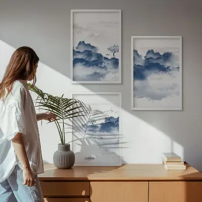Set van schilderijen als wanddecoratie met wolken bergen bomen en vogels