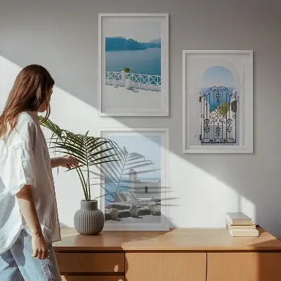 Wanddecoratieset schilderijen met afbeelding van witte gebouwen aan de zee in Griekenland
