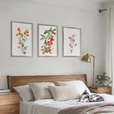 Wanddecoratieset met schilderijen met vintage bloemen in retrostijl