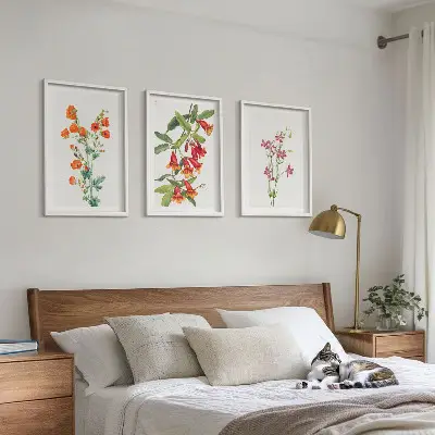 Wanddecoratieset met schilderijen met vintage bloemen in retrostijl
