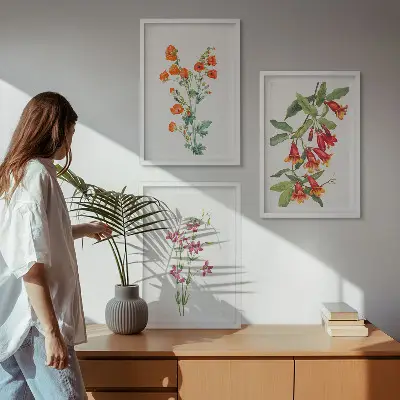 Wanddecoratieset met schilderijen met vintage bloemen in retrostijl