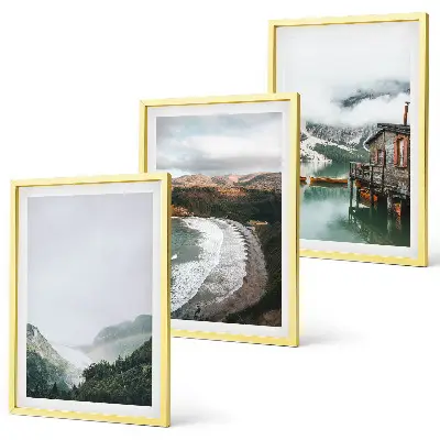 Wanddecoratieset schilderijen met bergen strand wolken en water