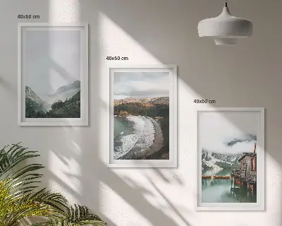 Wanddecoratieset schilderijen met bergen strand wolken en water