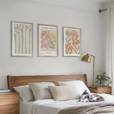 Wanddecoratieset met botanische schilderijen in minimalistische Parijse stijl