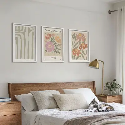 Wanddecoratieset met botanische schilderijen in minimalistische Parijse stijl