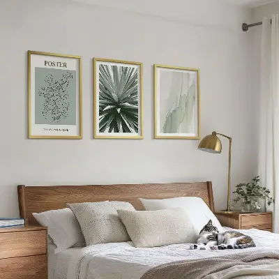 Set wanddecoratie met schilderijen met botanische prints in groene tinten