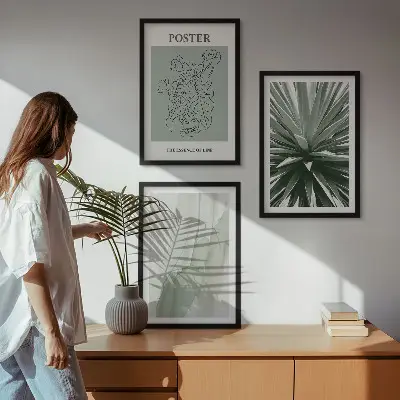 Set wanddecoratie met schilderijen met botanische prints in groene tinten
