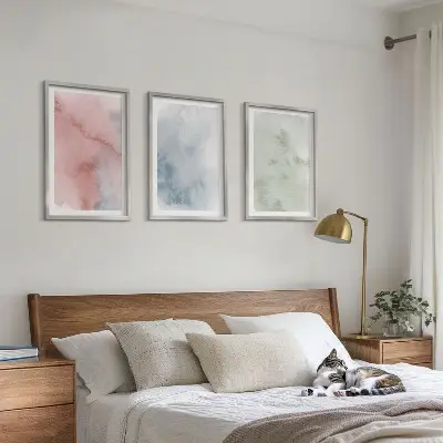 Set wanddecoratie met schilderijen pastelkleurige aquarelstructuren