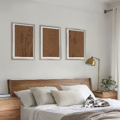 Set wanddecoratie met schilderijen minimalistische houten schorsstructuur