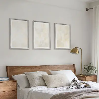 Set van schilderijen met heldere verftexturen in designstijl
