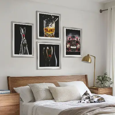 Posterset met lijsten vrouwenbenen met roze auto en wijn