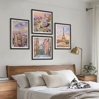 Meerluik in lijst New York, Parijs, Oia en Warschau bij schemering