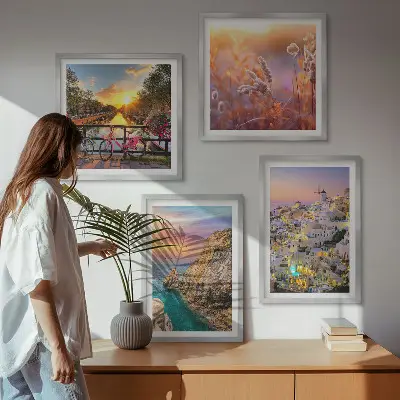 Set van posters met lijst zonsondergangen aan zee
