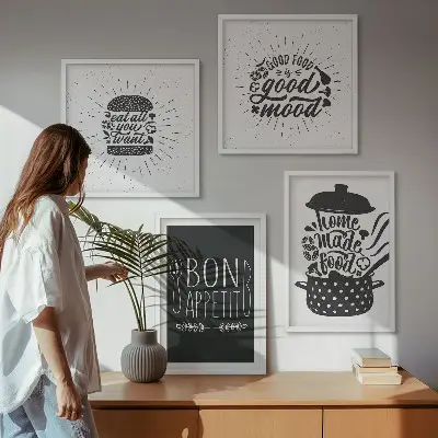 Set posters met lijst grafische afbeeldingen met culinaire spreuken