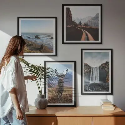 Meerluik in lijst met berglandschappen, watervallen, herten en stranden