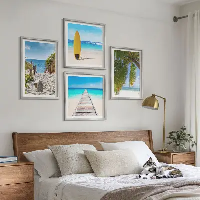 Meerluik in lijst vakantie-uitzicht met strand en palmbomen