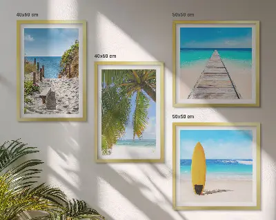 Meerluik in lijst vakantie-uitzicht met strand en palmbomen