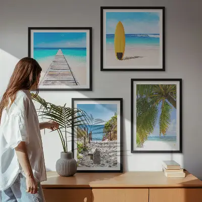 Meerluik in lijst vakantie-uitzicht met strand en palmbomen