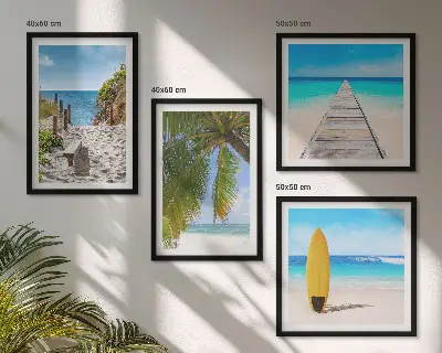 Meerluik in lijst vakantie-uitzicht met strand en palmbomen