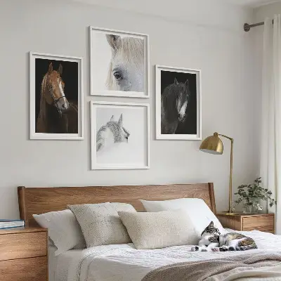 Set van posters met lijst Paardenportretten in verschillende tinten