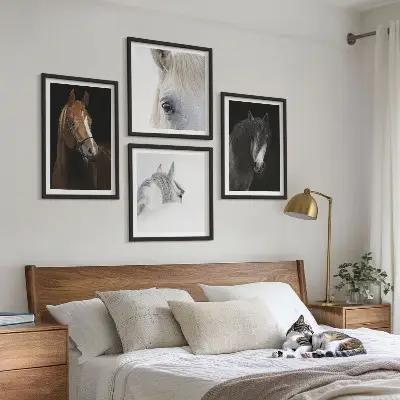 Set van posters met lijst Paardenportretten in verschillende tinten