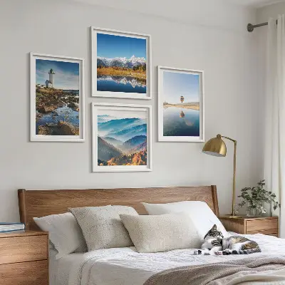 Set van posters met lijst met uitzicht op de natuur, de vuurtoren en de bergen