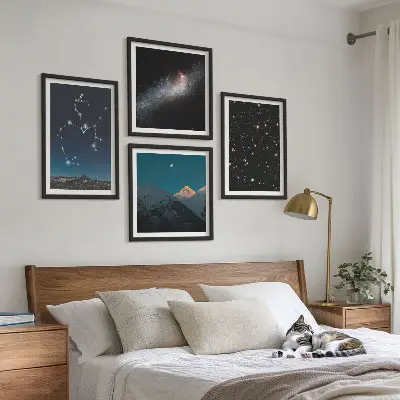 Set posters met lijst met afbeeldingen van sterrenstelsels, sterrenbeelden en de ruimte waaronder Boogschutter