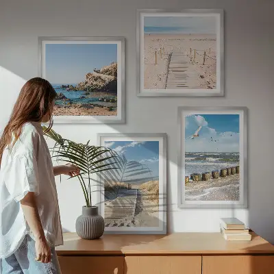 Meerluik in lijst strand met zand, golven, lucht en vogels