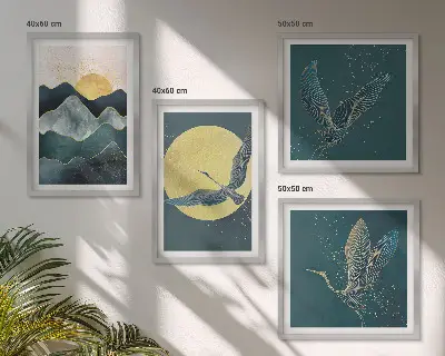 Set posters met lijst met afbeelding van kraanvogels bij de maan en bergen